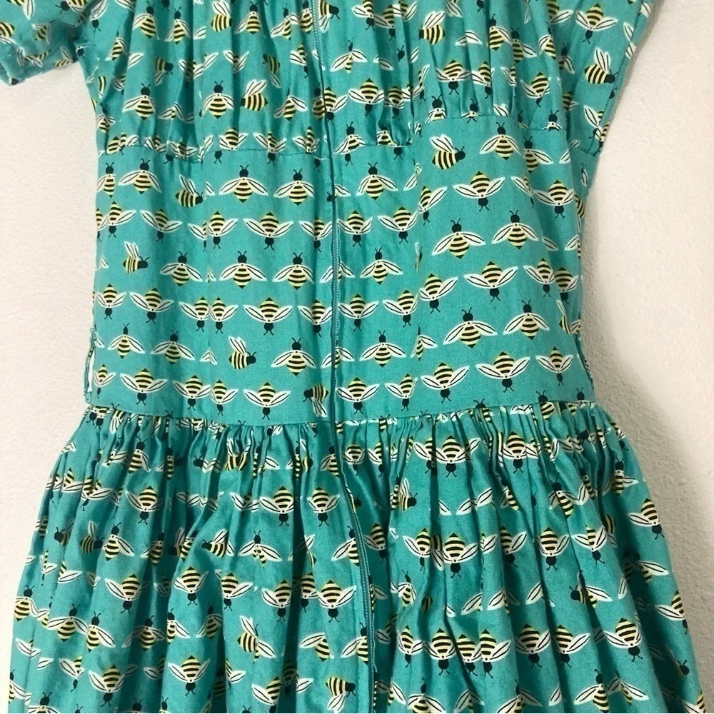Bee print retro style swing dress - Picture 9 of 16